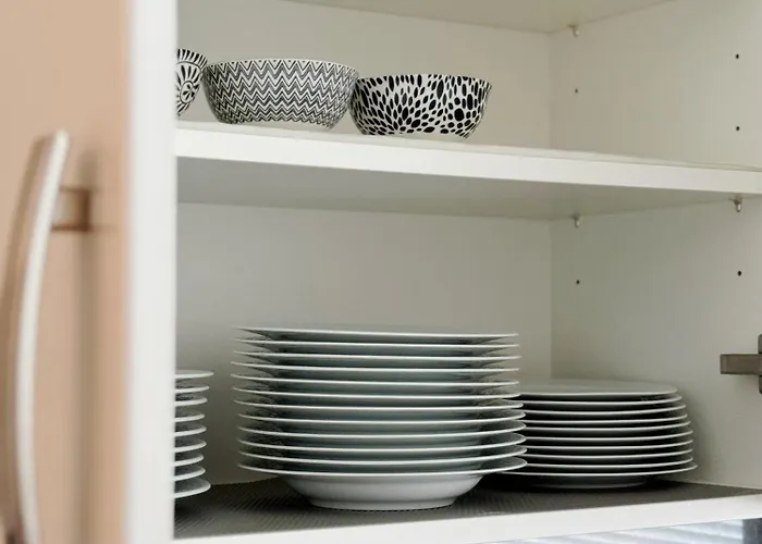 90M2 I Central I Netflix I Wifi I Free Parking I Lia Apartments