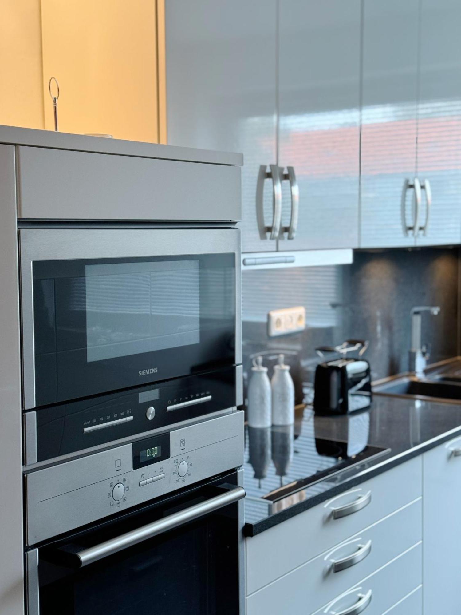 Apartment 90m2 I I Netflix I Wifi I Free Parking I Lia *